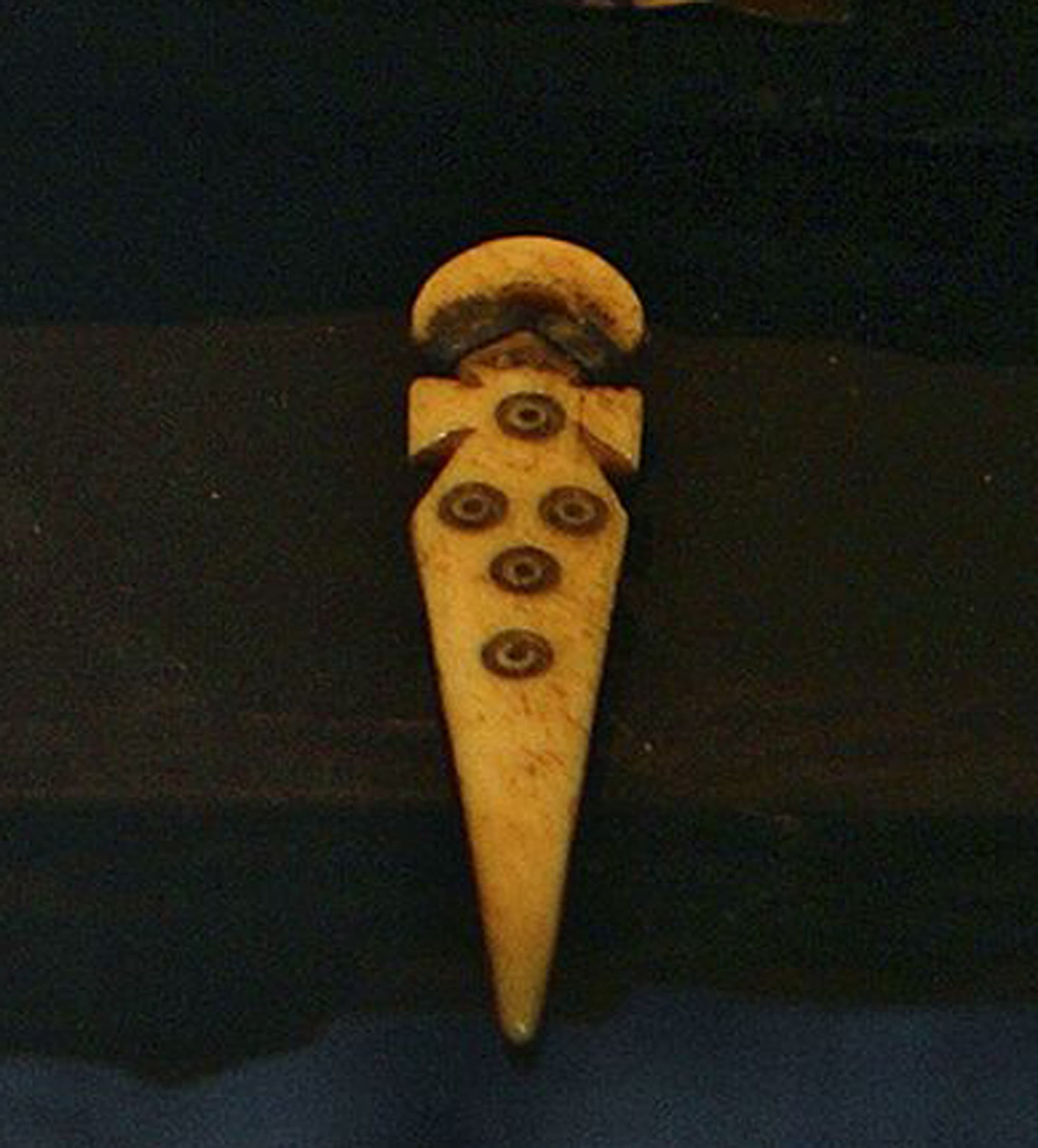 The Ankh sign found with The book of Psalms